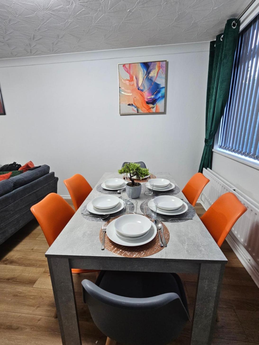Lushstay Telford - Families, Contractors & Group Of Friends, Long Term Stay Esterno foto