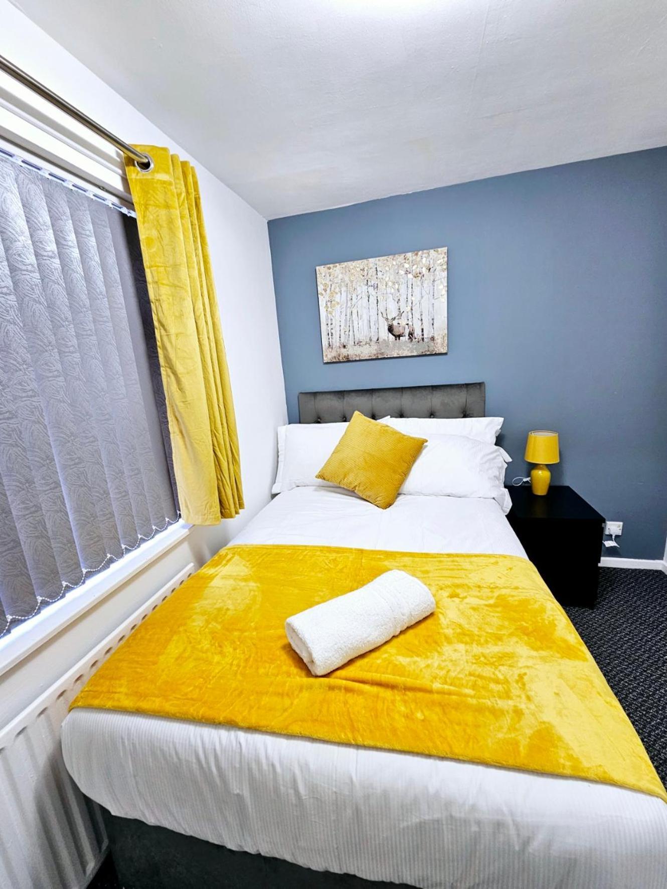 Lushstay Telford - Families, Contractors & Group Of Friends, Long Term Stay Esterno foto